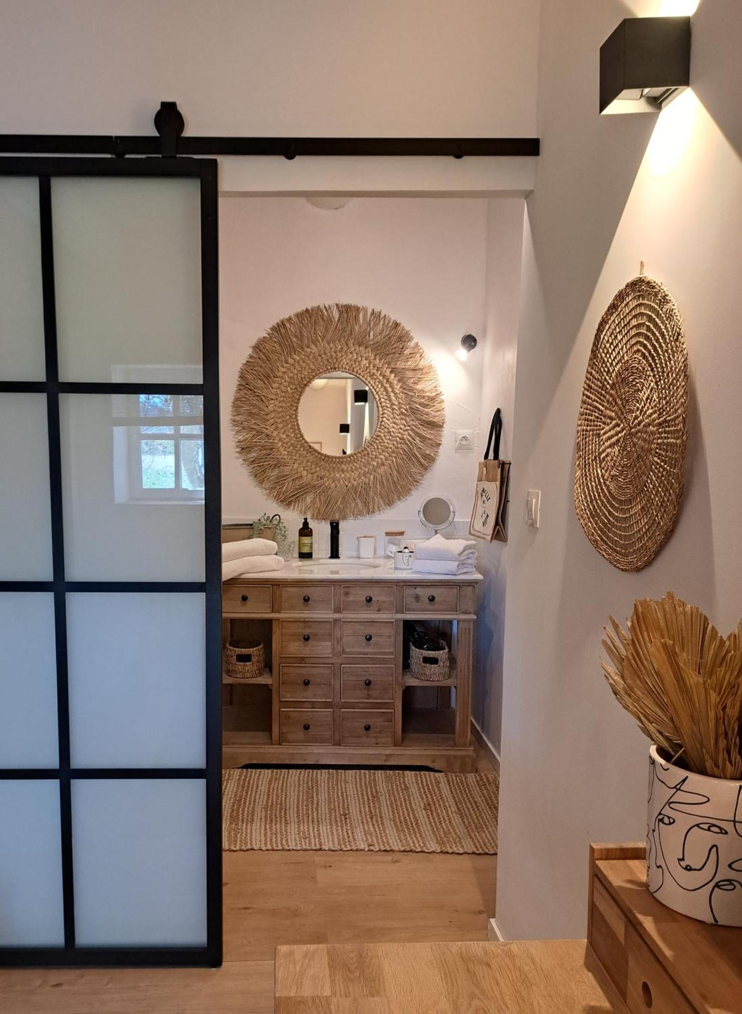 Hotel Le Cottage De Sophie Valernes Room photo